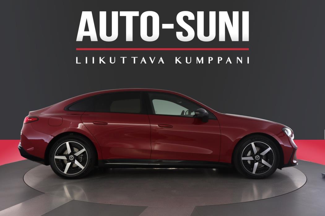 MERCEDES-BENZ C 2026