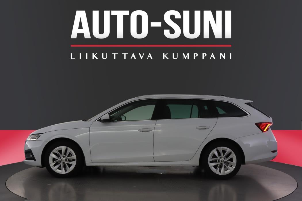 SKODA Octavia 2023