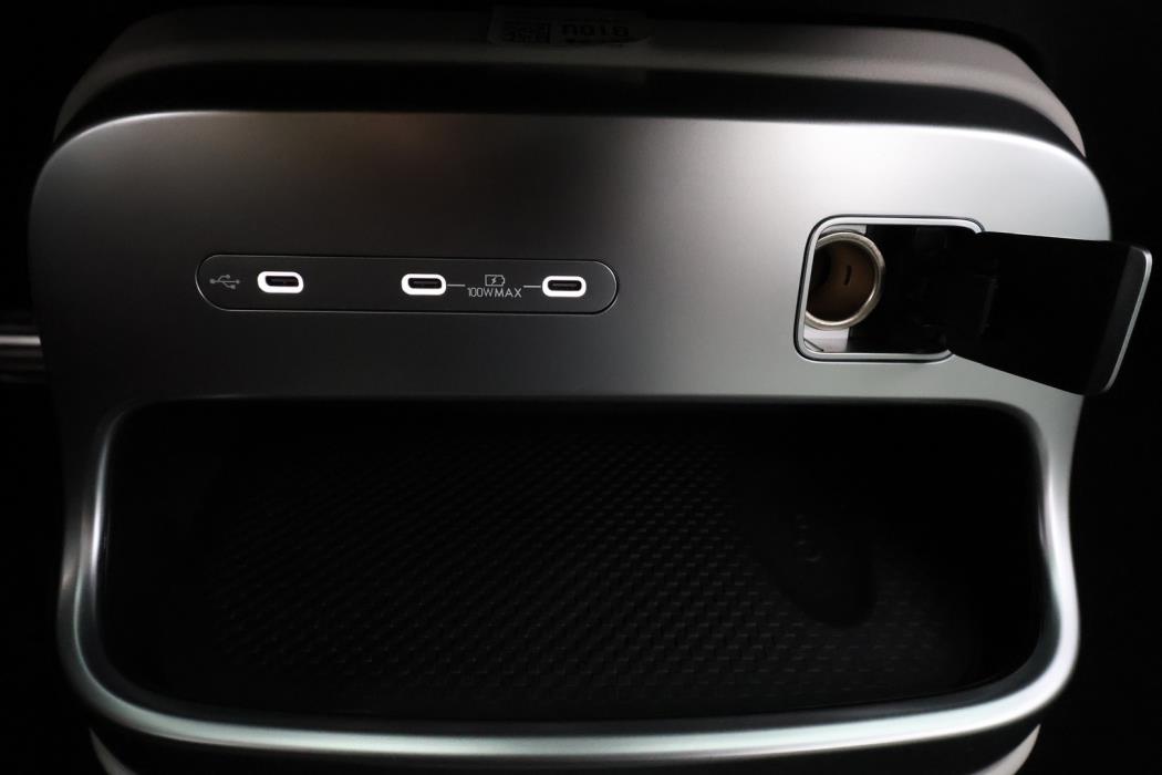 HYUNDAI IONIQ 9 2026