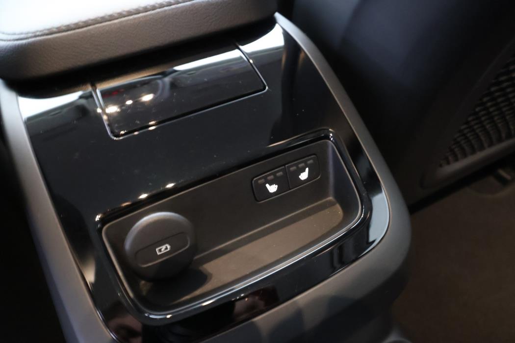 VOLVO V60 2021
