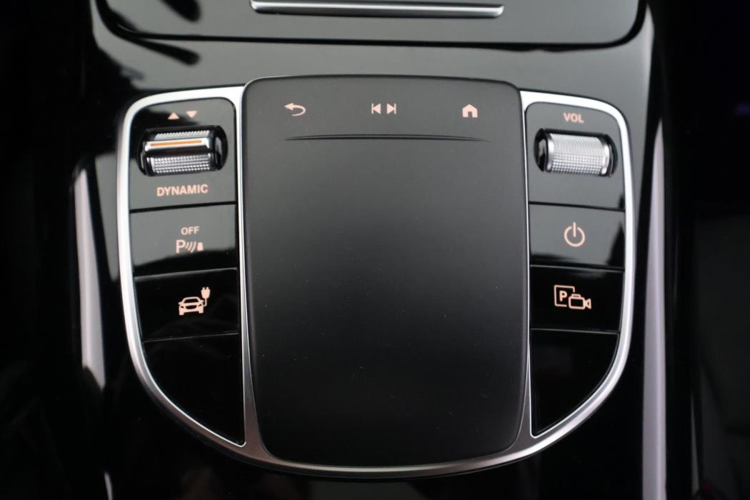 MERCEDES-BENZ EQC 2022