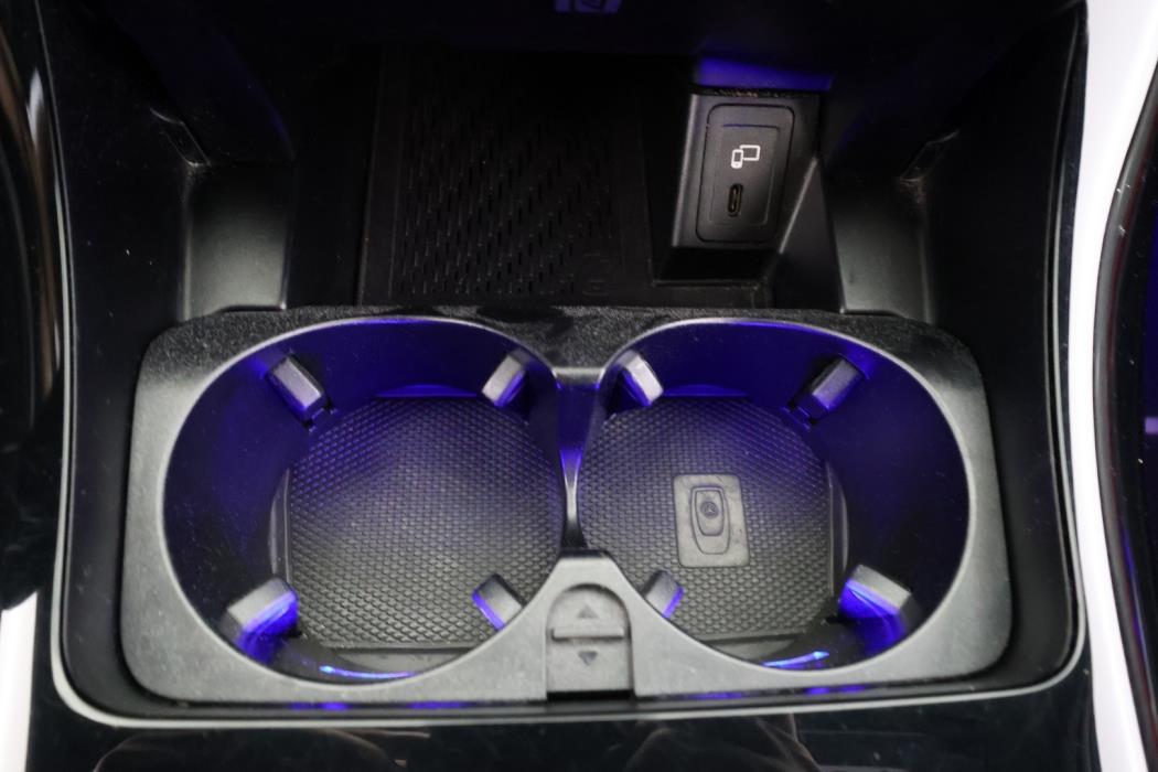 MERCEDES-BENZ EQC 2022