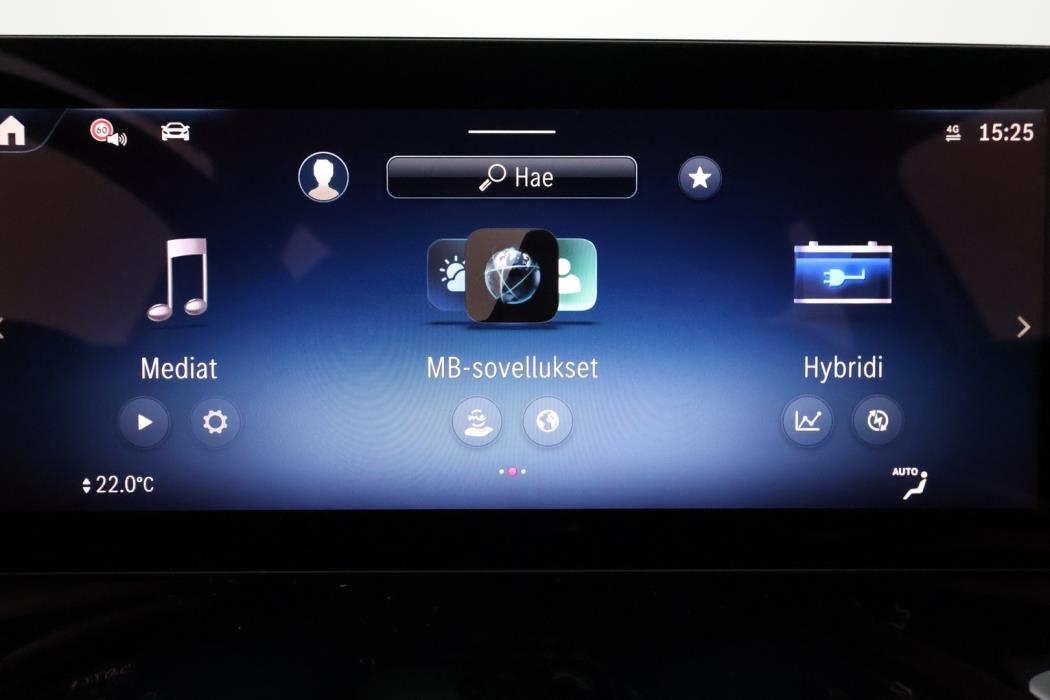 MERCEDES-BENZ GLA 2026