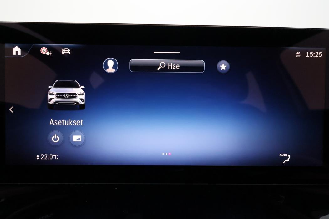 MERCEDES-BENZ GLA 2026