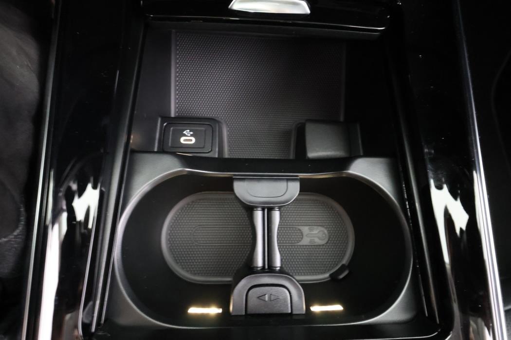 MERCEDES-BENZ GLA 2026