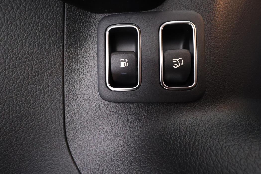 MERCEDES-BENZ GLA 2026