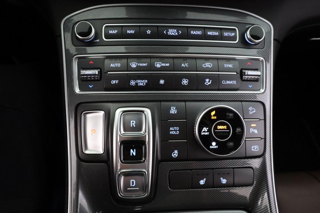 HYUNDAI Santa Fe 2021