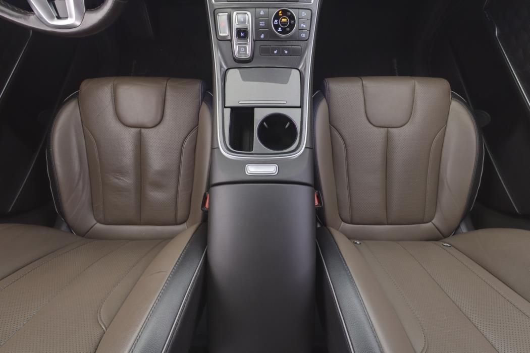 HYUNDAI Santa Fe 2021