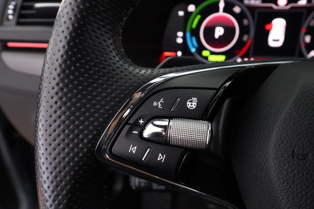 SKODA Superb 2021