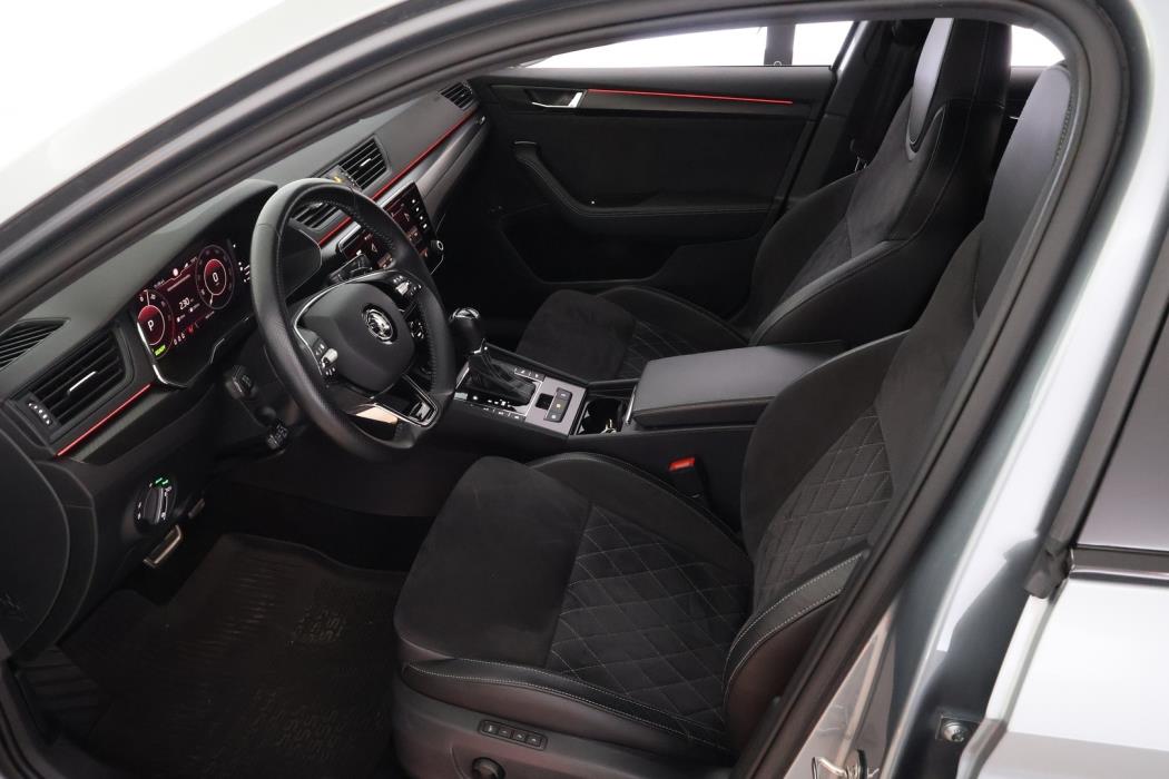 SKODA Superb 2021