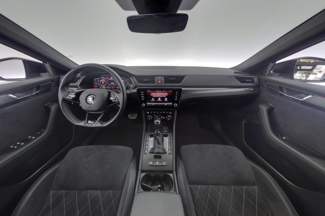 SKODA Superb 2021