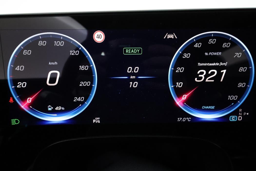 MERCEDES-BENZ CLA 2025