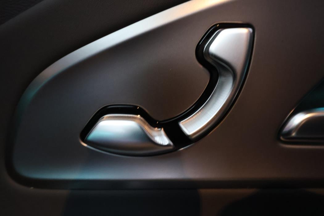 MERCEDES-BENZ CLA 2025