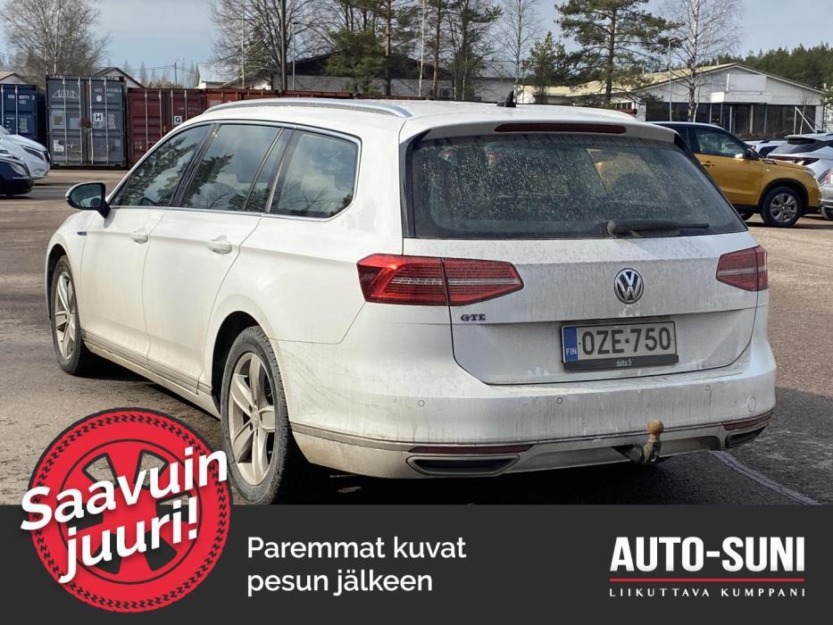 VOLKSWAGEN Passat 2018