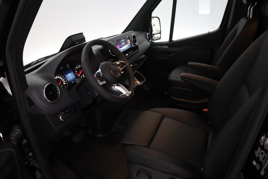 MERCEDES-BENZ SPRINTER 2026