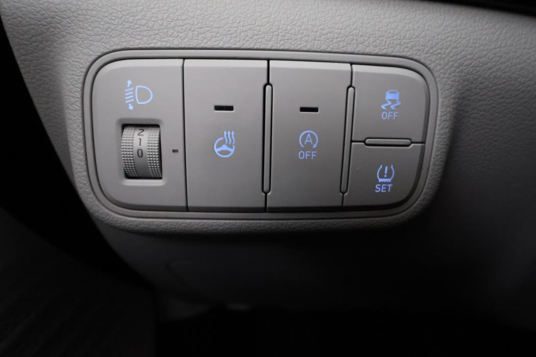 HYUNDAI i20 Hatchback 2021