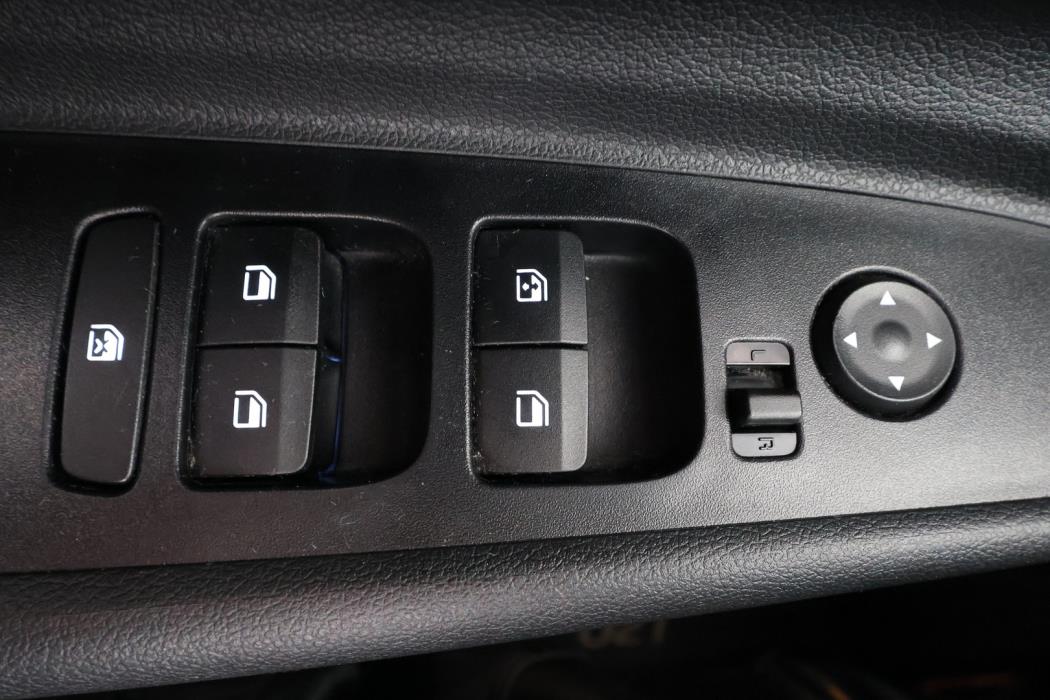 HYUNDAI i20 Hatchback 2021