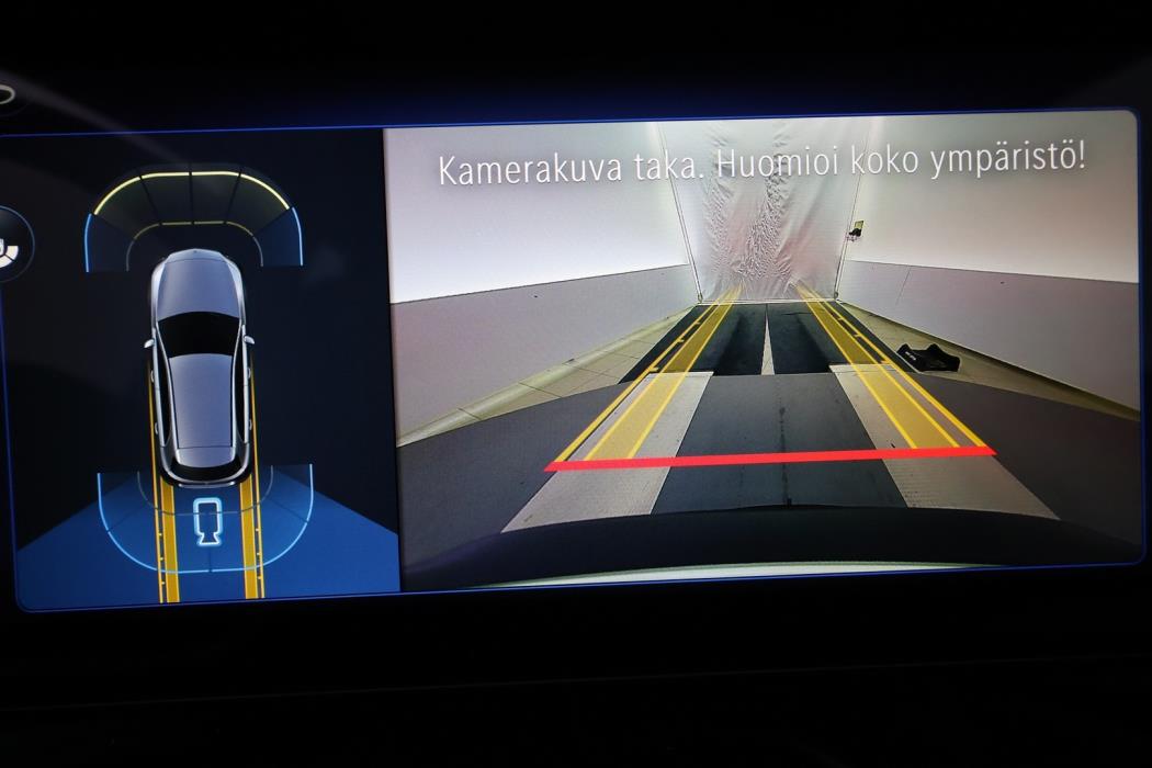 MERCEDES-BENZ EQB 2026