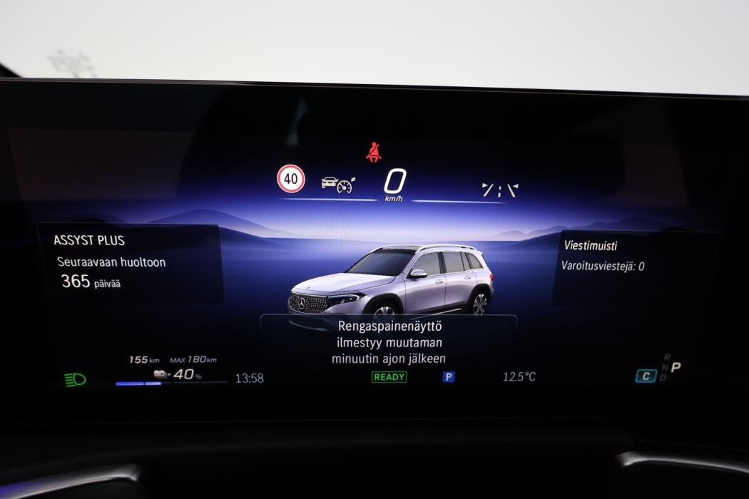 MERCEDES-BENZ EQB 2026