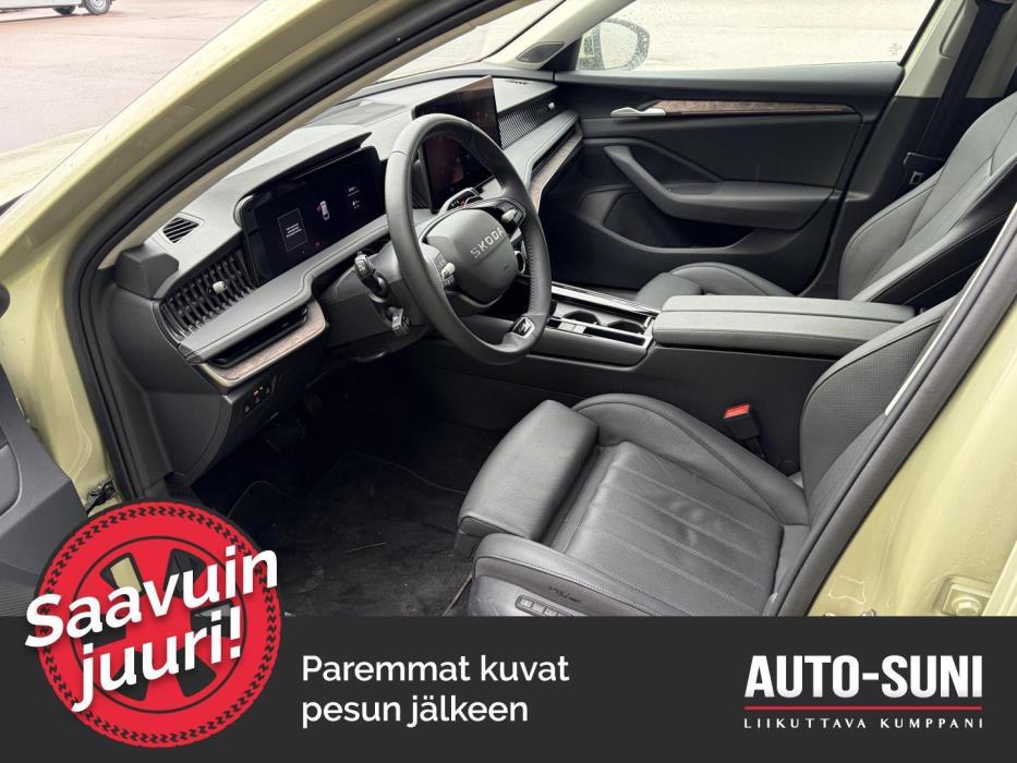 SKODA Superb 2025