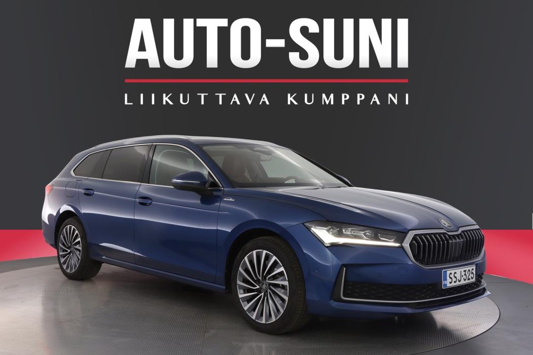 SKODA Superb 2025