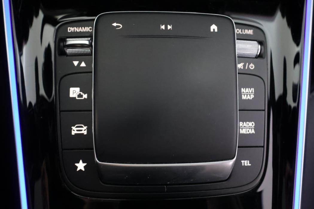 MERCEDES-BENZ EQB 2023