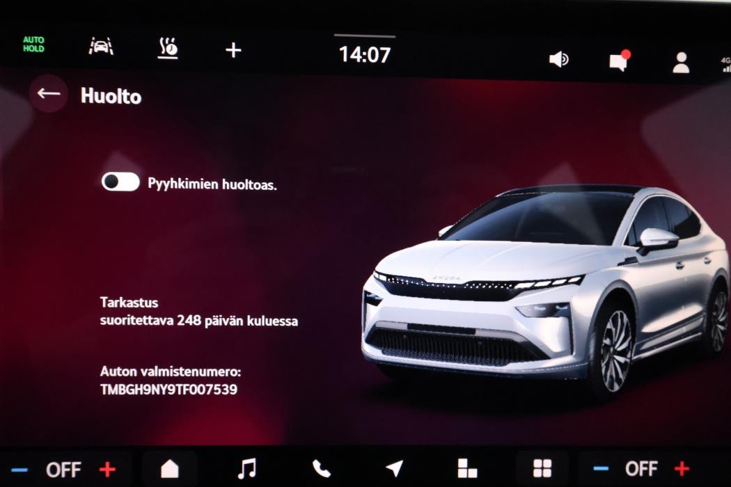 SKODA Enyaq 2026