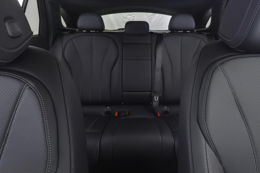 MERCEDES-BENZ GLC 2026