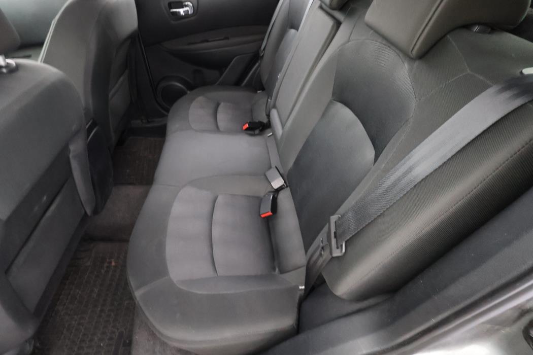 NISSAN Qashqai 2011