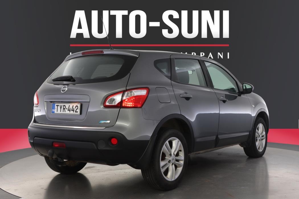 NISSAN Qashqai 2011