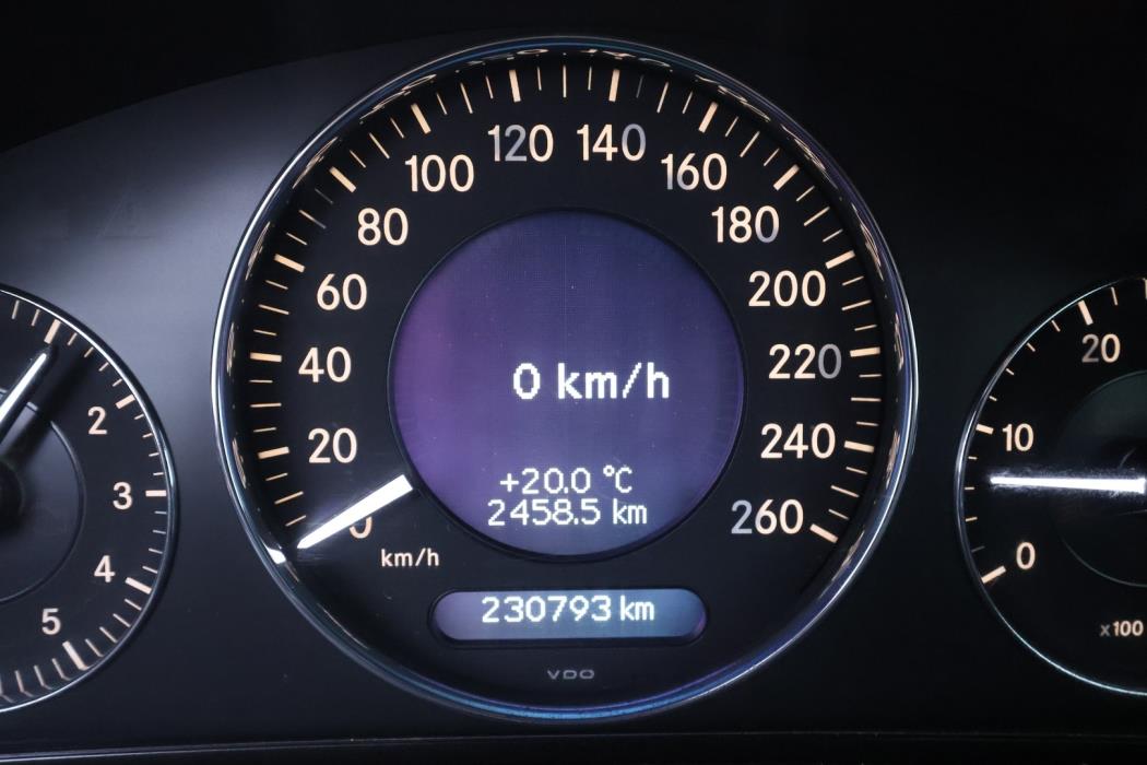 MERCEDES-BENZ CLK 2005