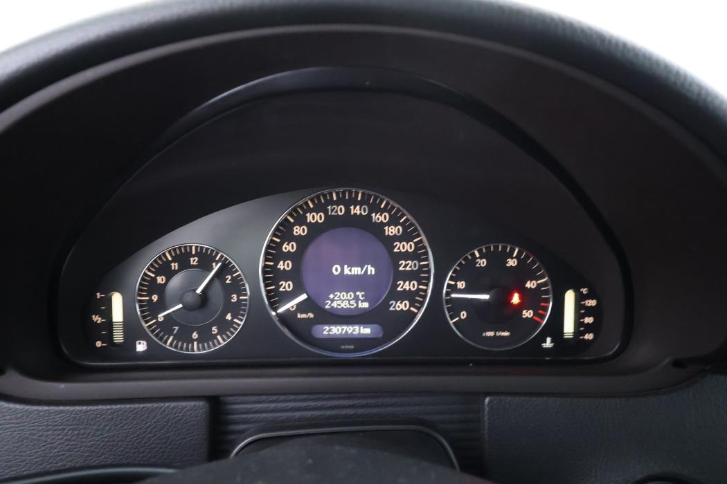 MERCEDES-BENZ CLK 2005
