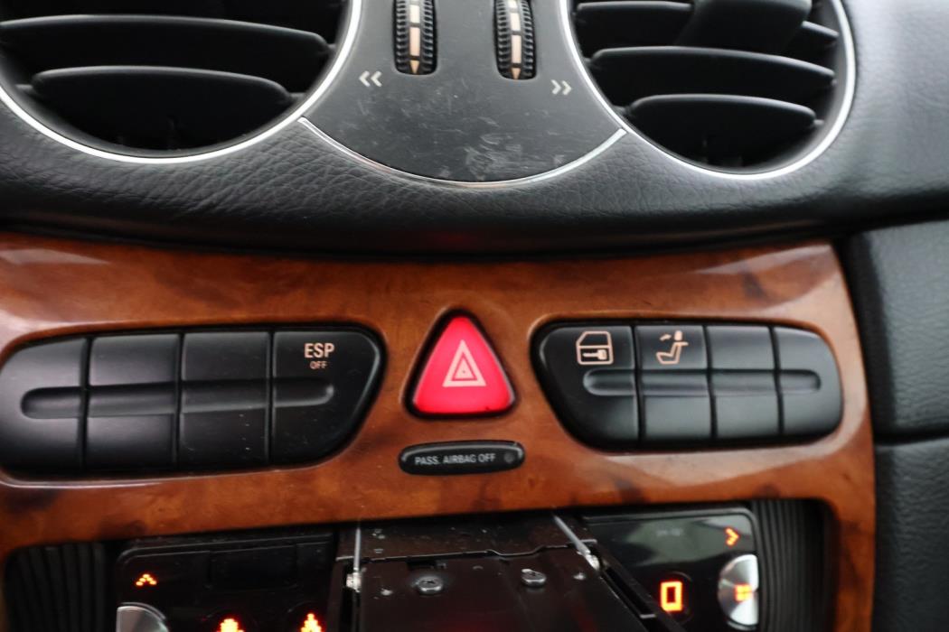 MERCEDES-BENZ CLK 2005