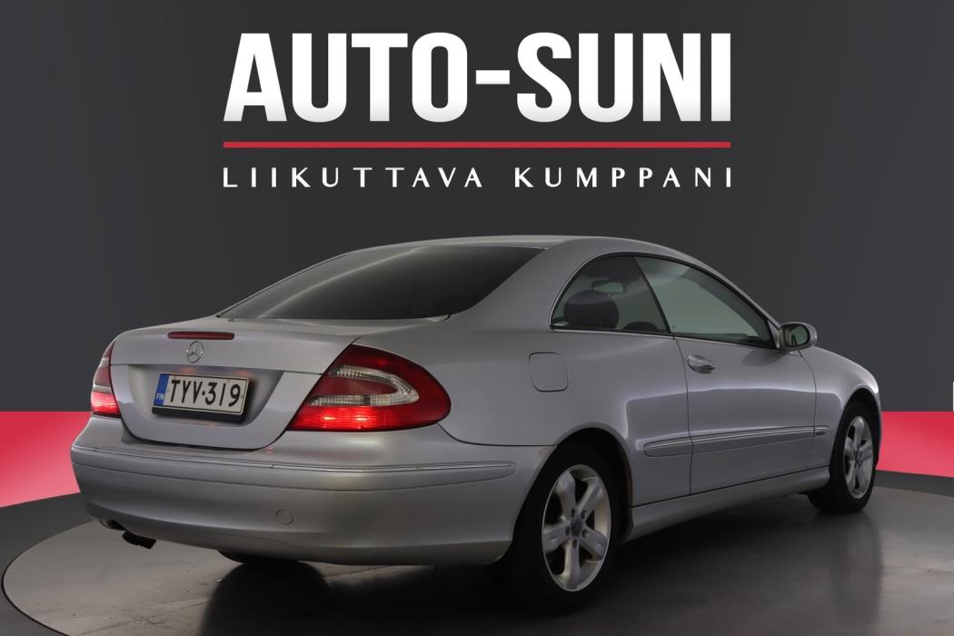 MERCEDES-BENZ CLK 2005