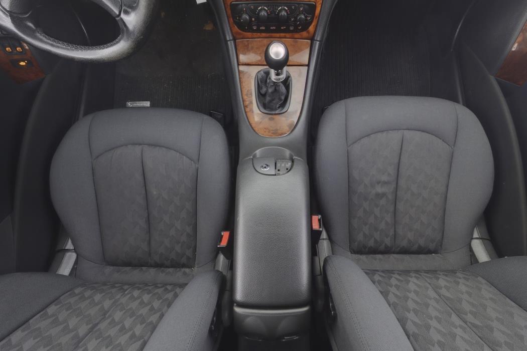 MERCEDES-BENZ CLK 2005