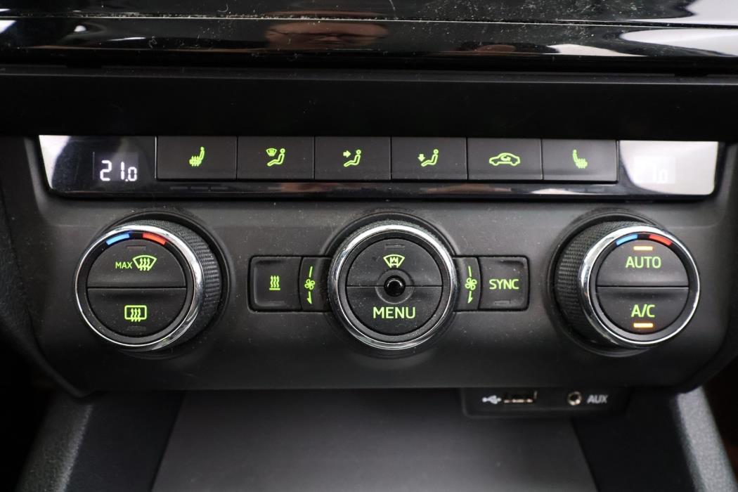 SKODA Octavia 2015