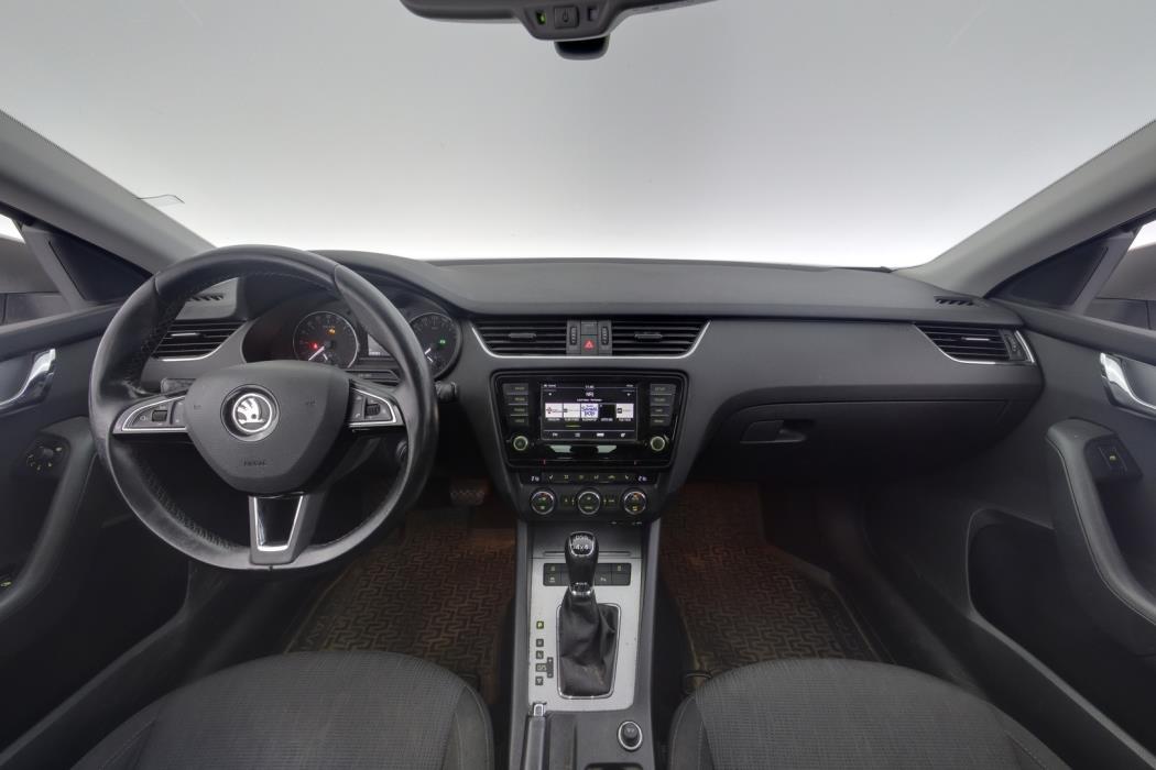 SKODA Octavia 2015