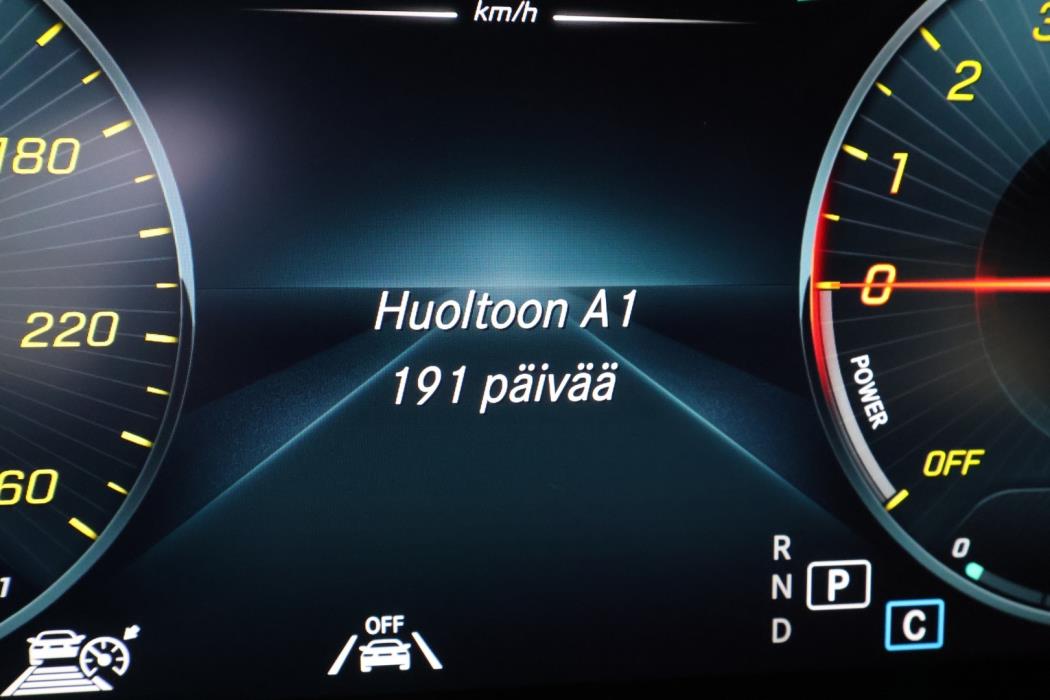 MERCEDES-BENZ C 2020