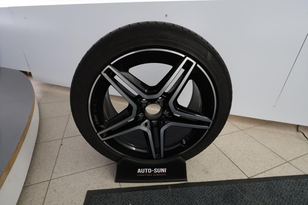 MERCEDES-BENZ C 2020