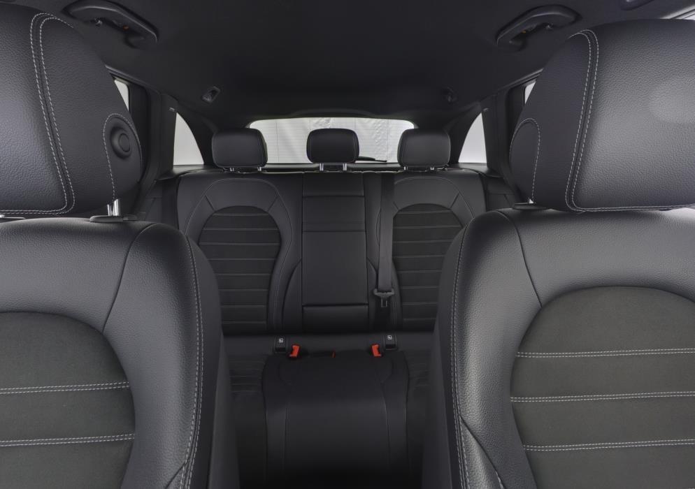 MERCEDES-BENZ C 2020