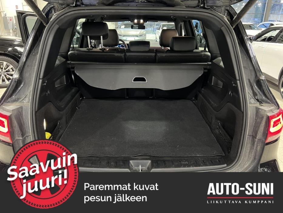 MERCEDES-BENZ EQB 2022