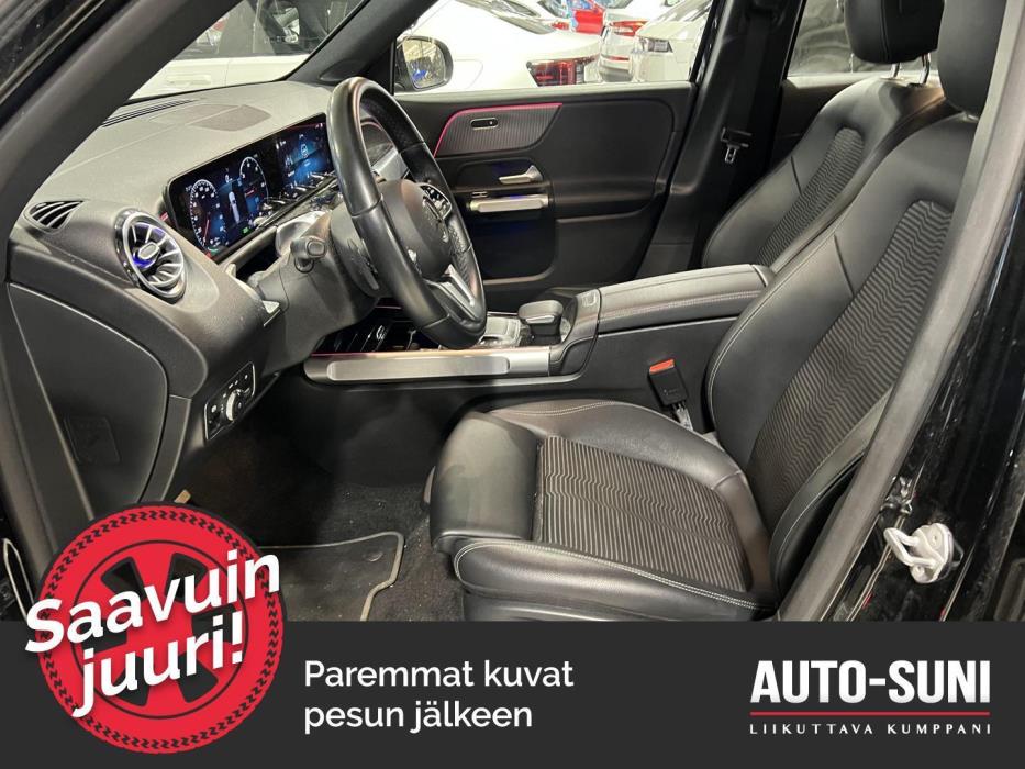 MERCEDES-BENZ EQB 2022