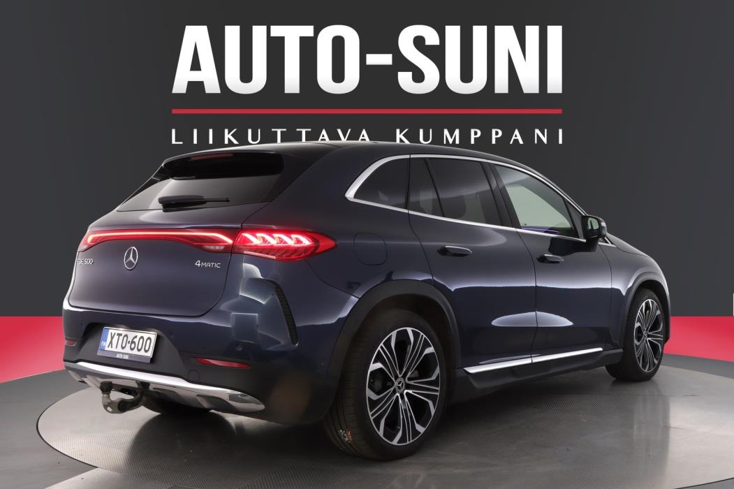 MERCEDES-BENZ EQE SUV 2023