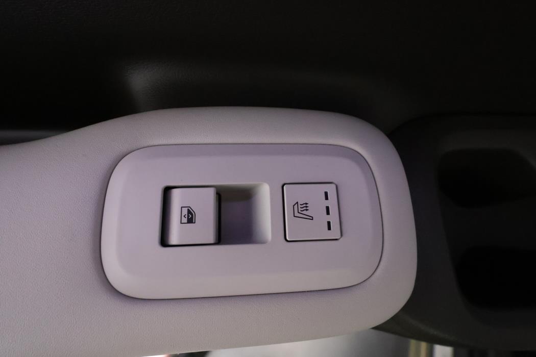 HYUNDAI Santa Fe 2025