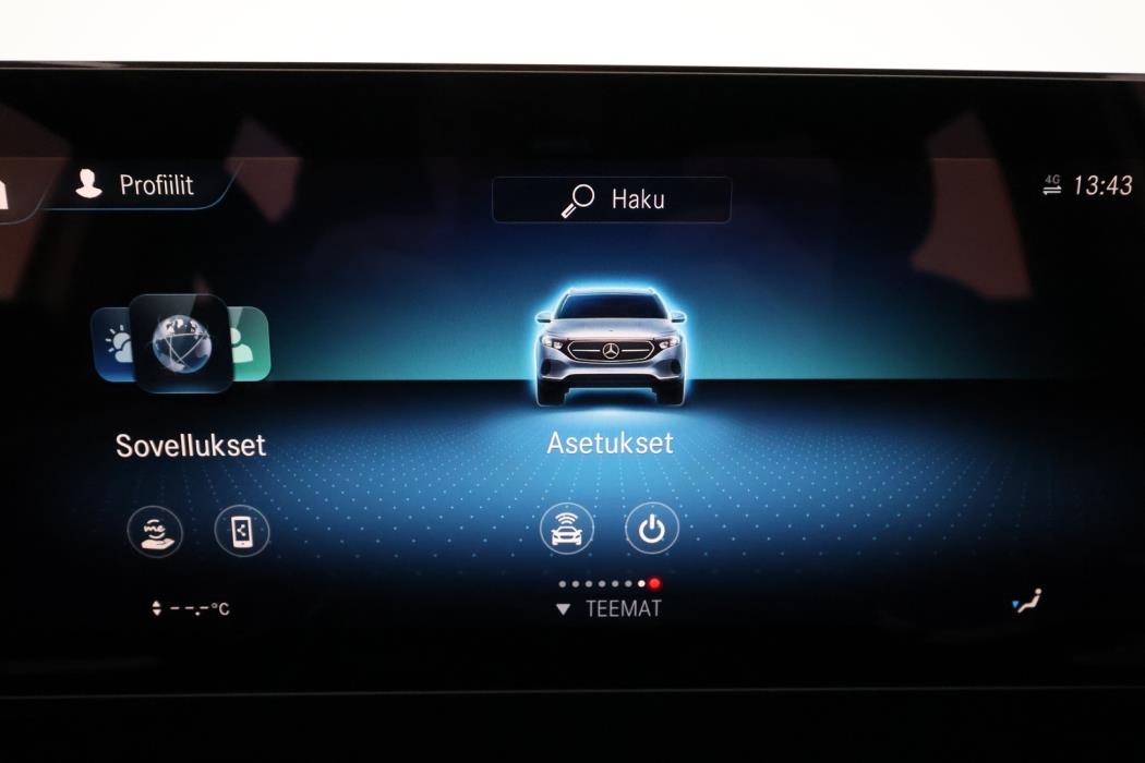 MERCEDES-BENZ EQA 2024