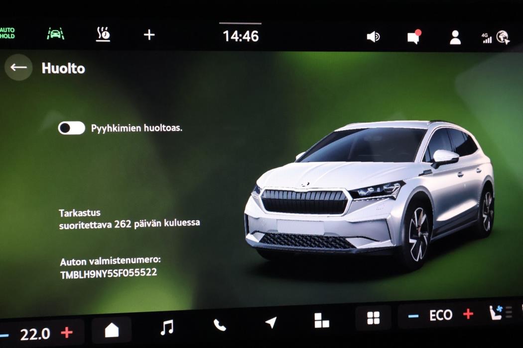 SKODA Enyaq 2025