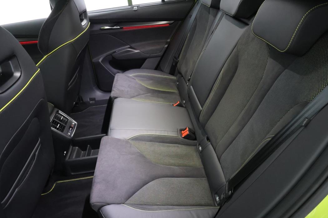 SKODA Enyaq 2025