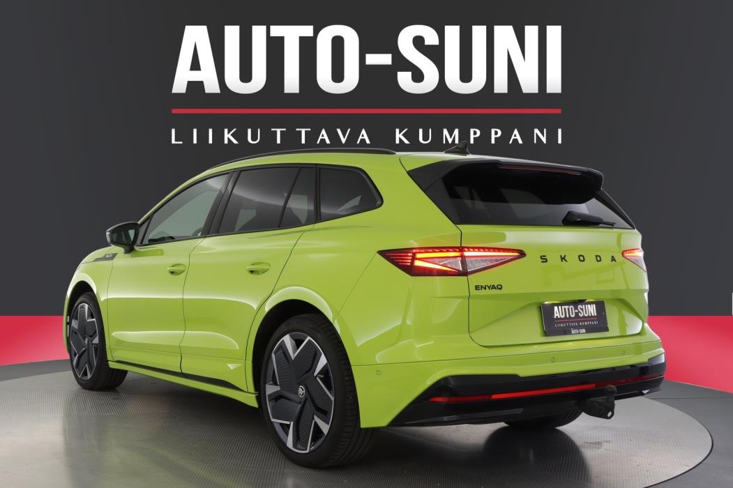 SKODA Enyaq 2025