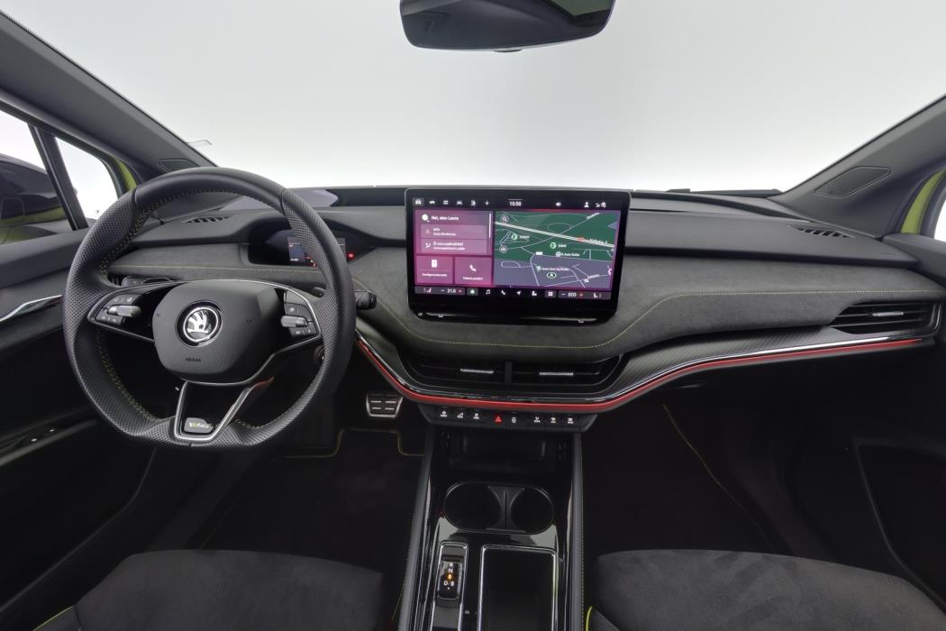 SKODA Enyaq 2025