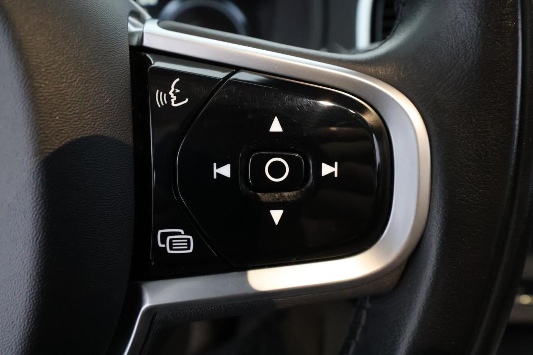 VOLVO XC90 2022